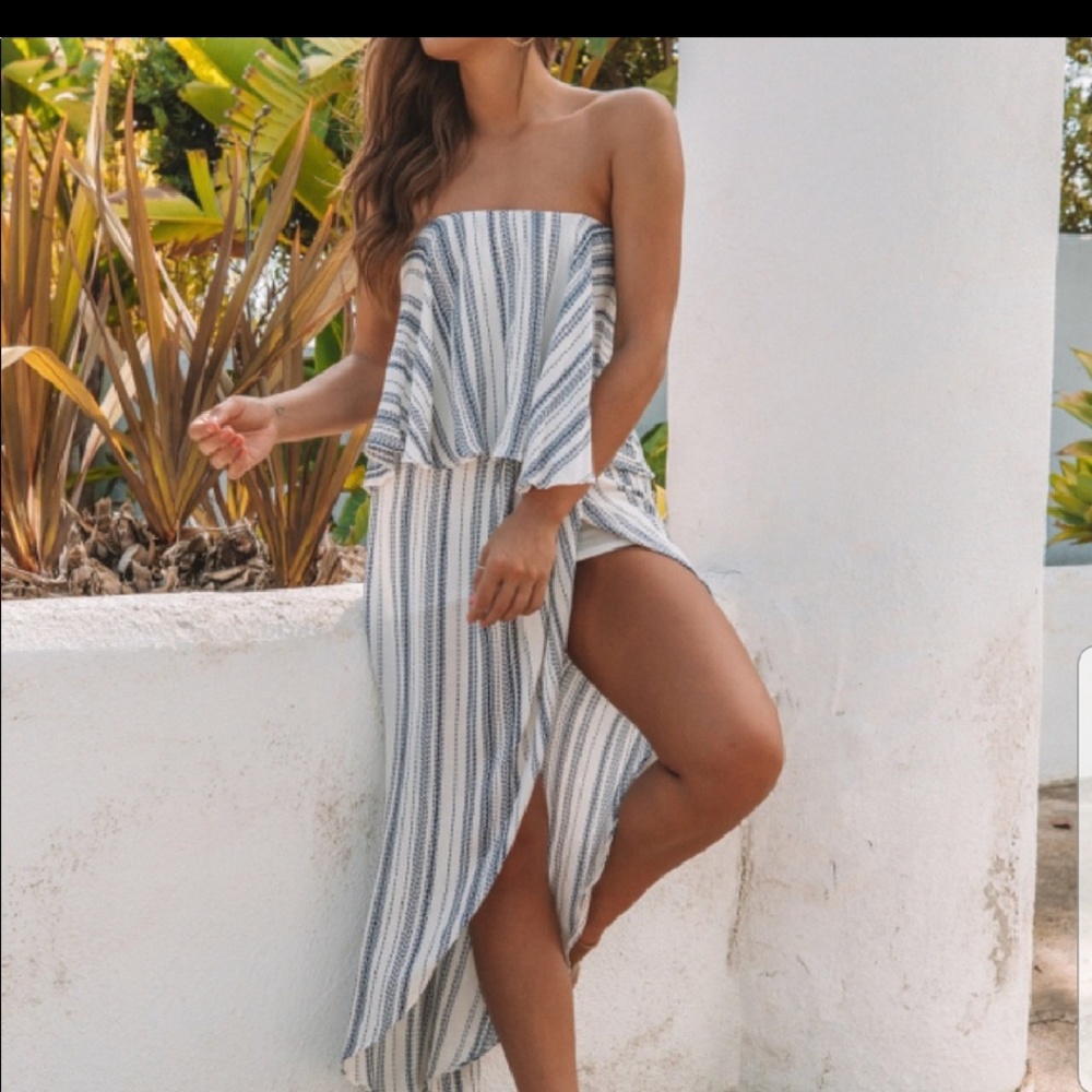 NWOT Hope Floats Strapless midi dress